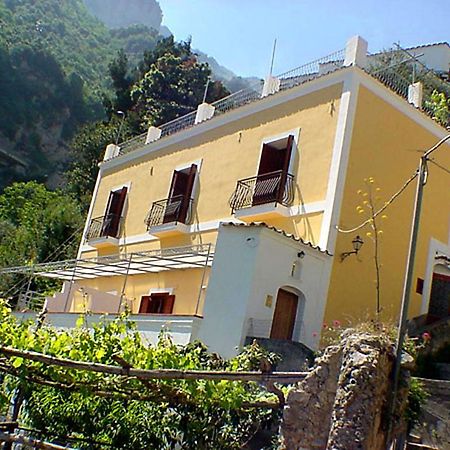 Ludovica Tipo C Apartment Positano Ruang foto