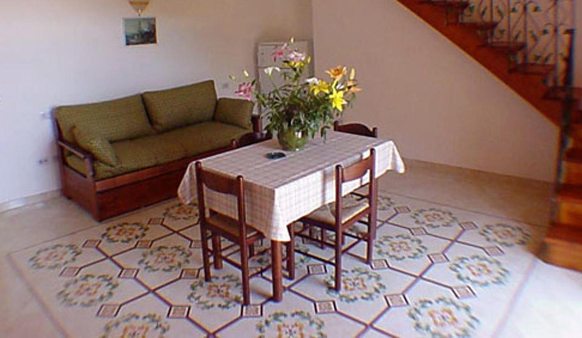 Ludovica Tipo C Apartment Positano Bagian luar foto
