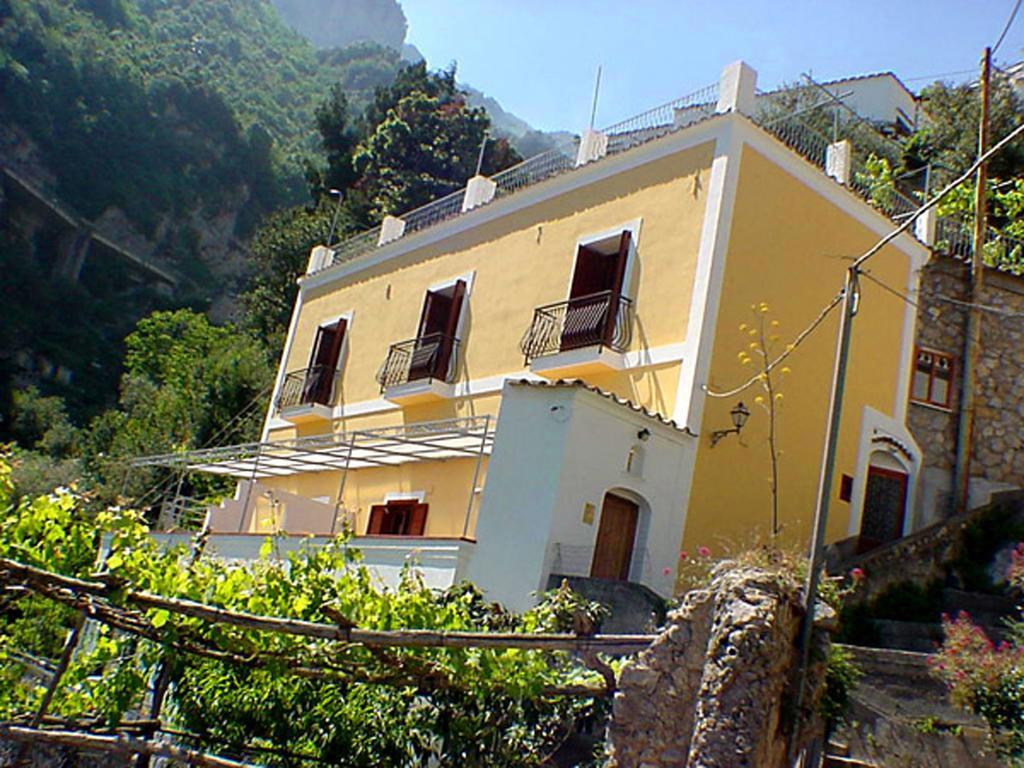 Ludovica Tipo C Apartment Positano Ruang foto